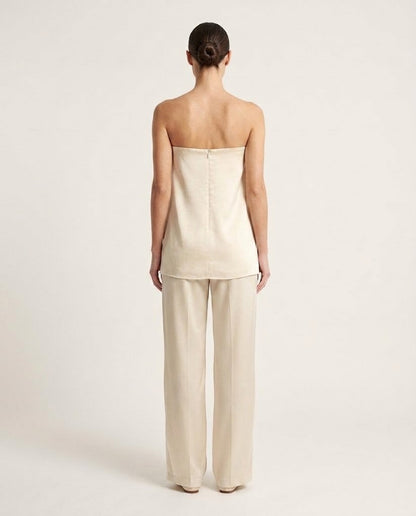 Conjunto Rebecca